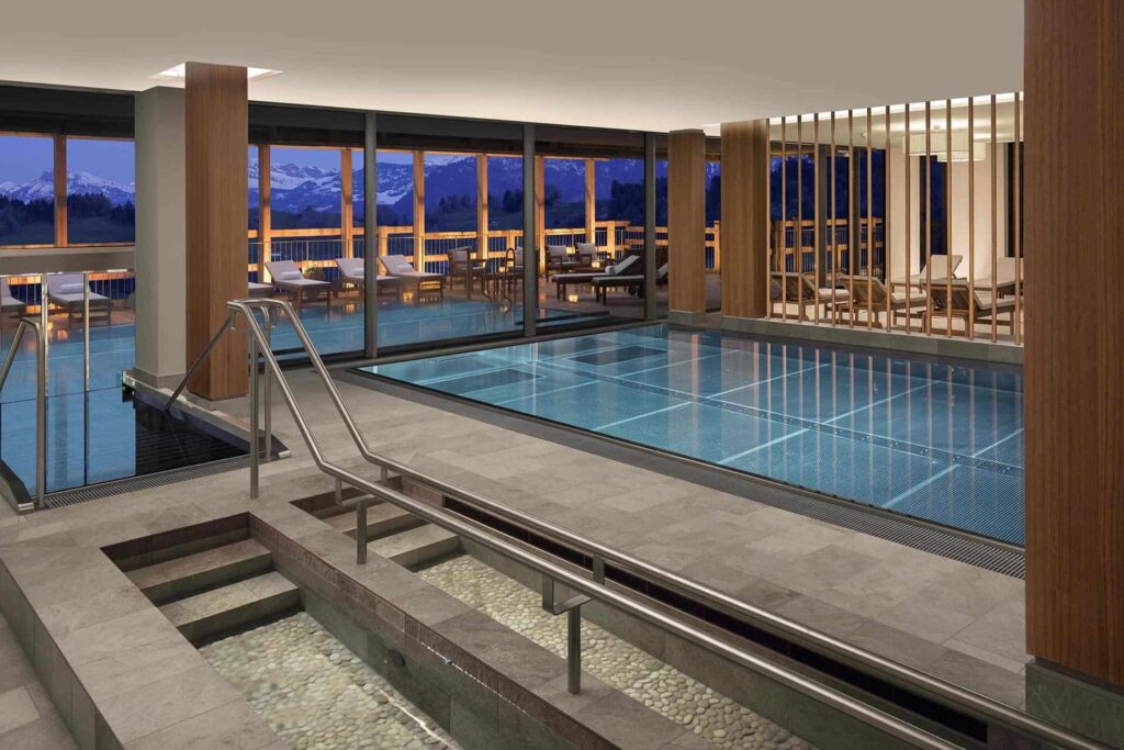 Buergenstock Waldhotel & Spa Pool