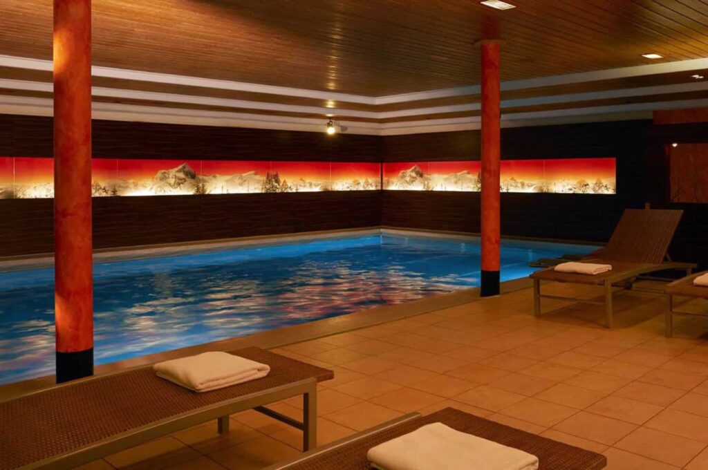 H+ Hotel Und Spa Engelberg Pool