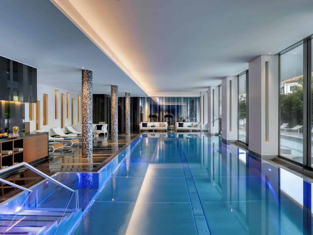 Royal Savoy Hotel und Spa Pool
