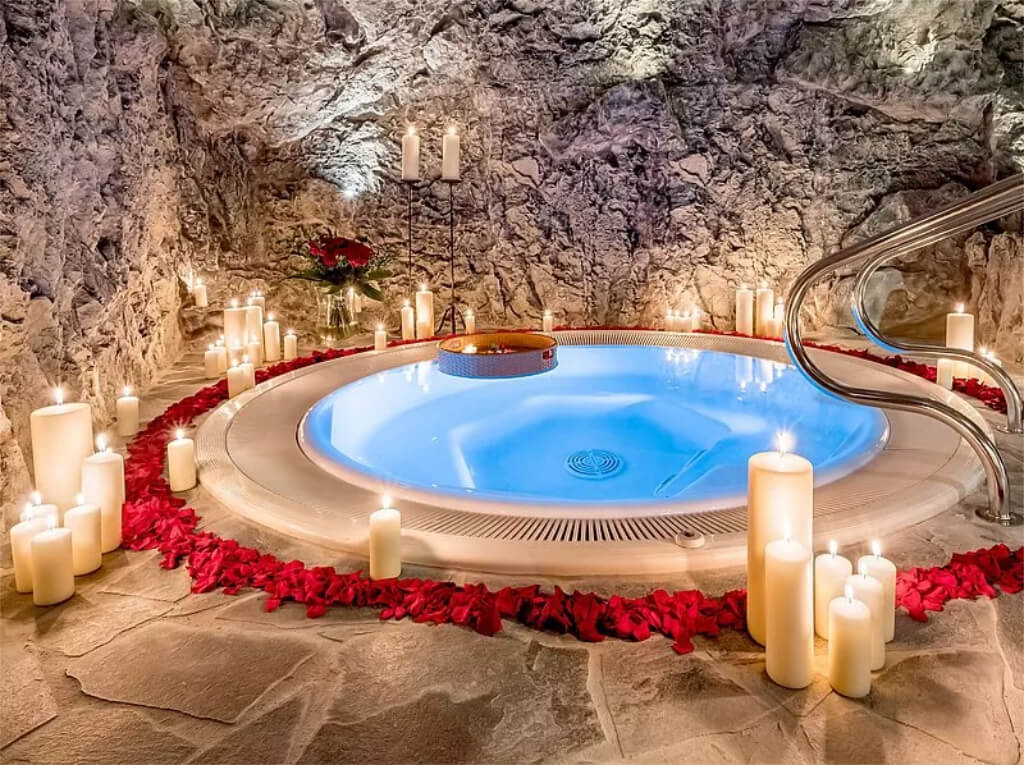 Relais & Châteaux Chasa Montana Grotte